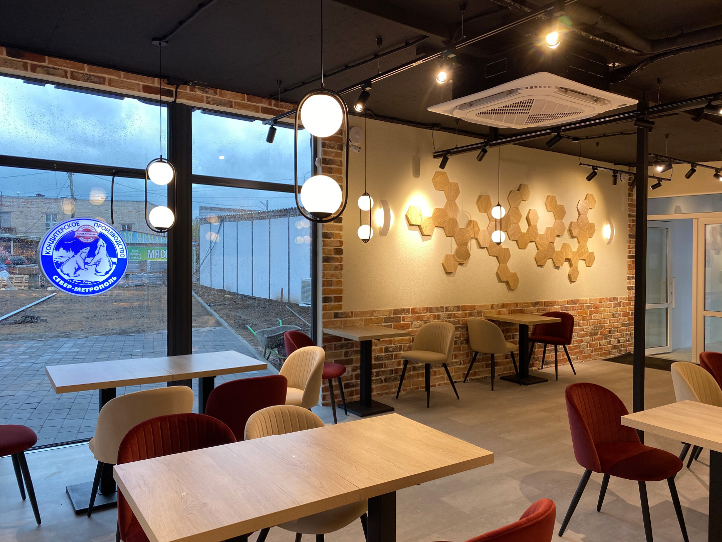 Вложения на старте 2 700 000 рублей